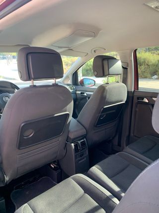 Volkswagen Touran 2014