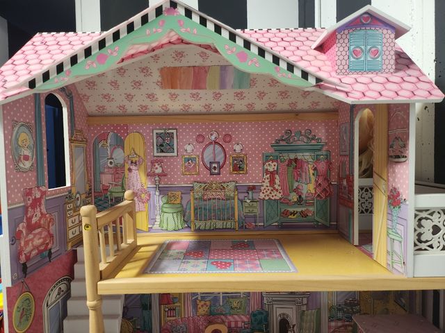 Casita Muñecas Madera