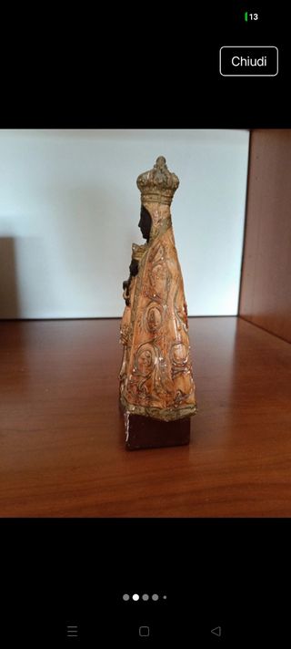 Statua Madonna Nera di Tindari