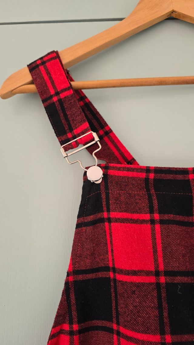 Vestido peto tirantes cuadros rojo