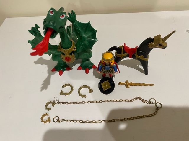Playmobil 3840 Dragón y Caballero