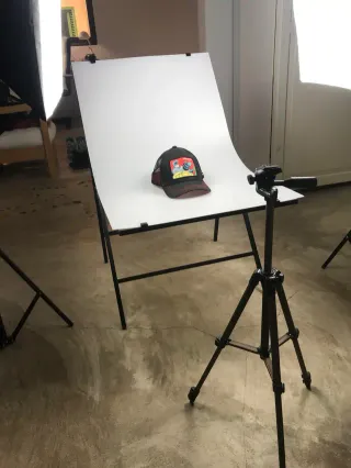 Kit Fotografia ESDDI: Focos, Mesa y Trípode