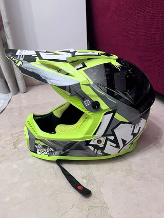 Casco MTB/Motocross Verde Lima