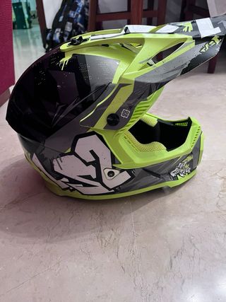 Casco MTB/Motocross Verde Lima