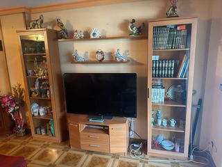 conjunto Mueble vitrina salón madera