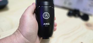 Micrófono AKG P120 EXCELENTE ESTADO 