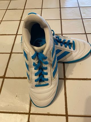 Zapatillas Adidas Fútbol Sala - Blancas y Azules