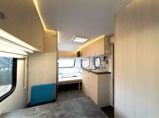 Caravana Knaus 430 Südwind