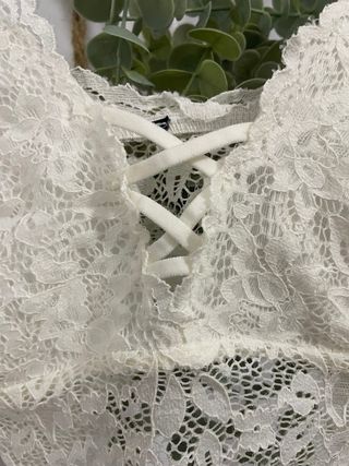 Top encaje blanco 