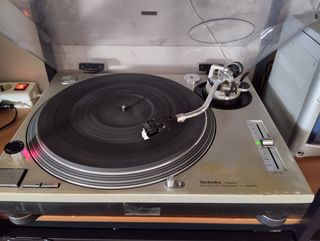 Giradiscos Profesional Technics SL 1200 MK2