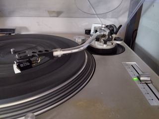 Giradiscos Profesional Technics SL 1200 MK2