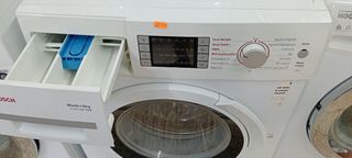 Lavadora-Secadora Bosch W/Dry
7 KG A 4 KG 