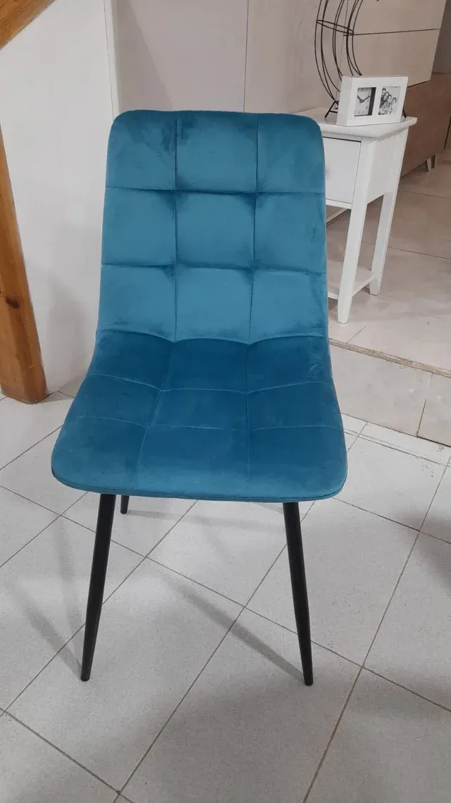 MESA REDONDA + 4 SILLAS