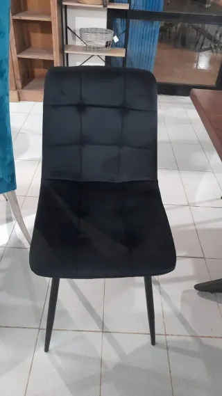 MESA REDONDA + 4 SILLAS