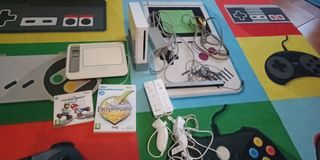 Nintendo Wii blanca + jugos