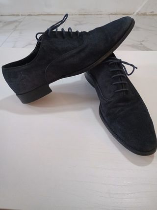Zapatos de ante negros