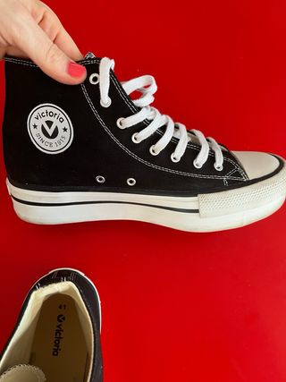 Zapatillas Victoria plataforma negras - Talla 41