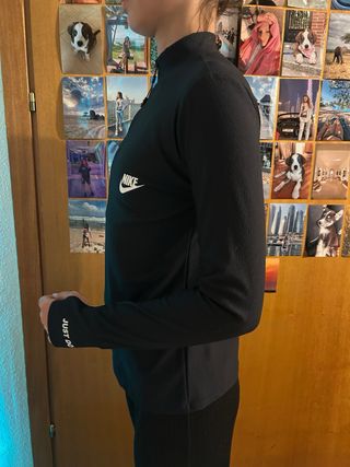 Camiseta térmica Nike negra NUEVA