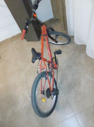 Bicicleta montaña niño 20" roja