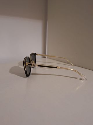 Gafas Gucci - Negras y Doradas