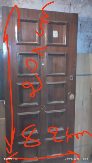 Puerta madera maciza 9 paneles