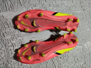 Botas Nike Phantom G - Fútbol