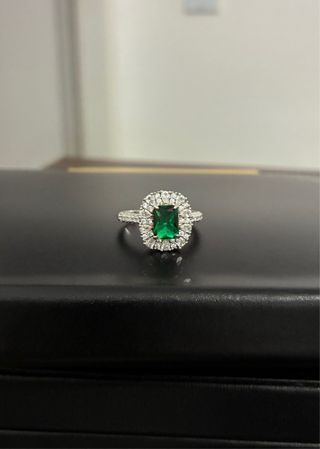 Anillo plateado  Queen