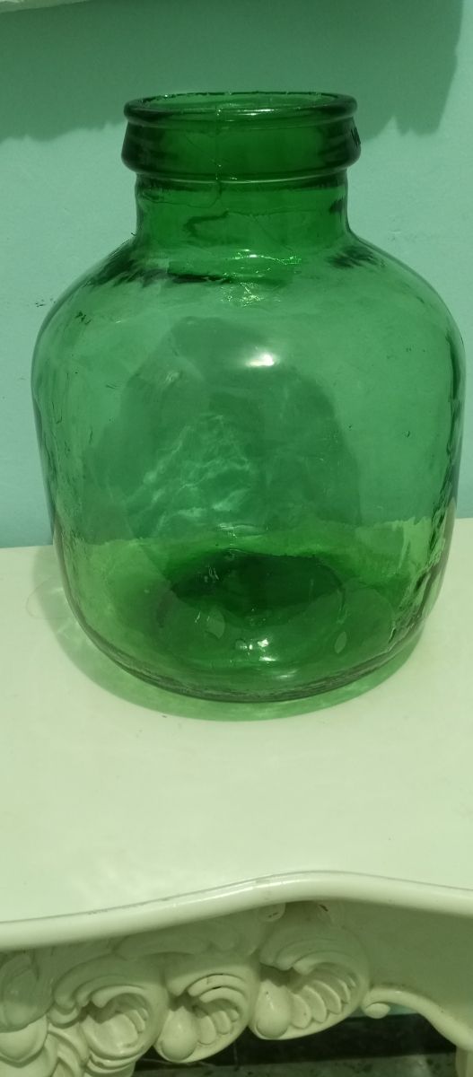 Garrafa vintage cristal verde