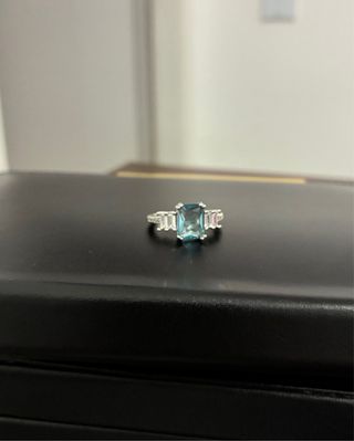 Anillo plateado Stone