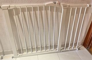 barrera ancha para bebe o mascota de 100 a 115 cm.