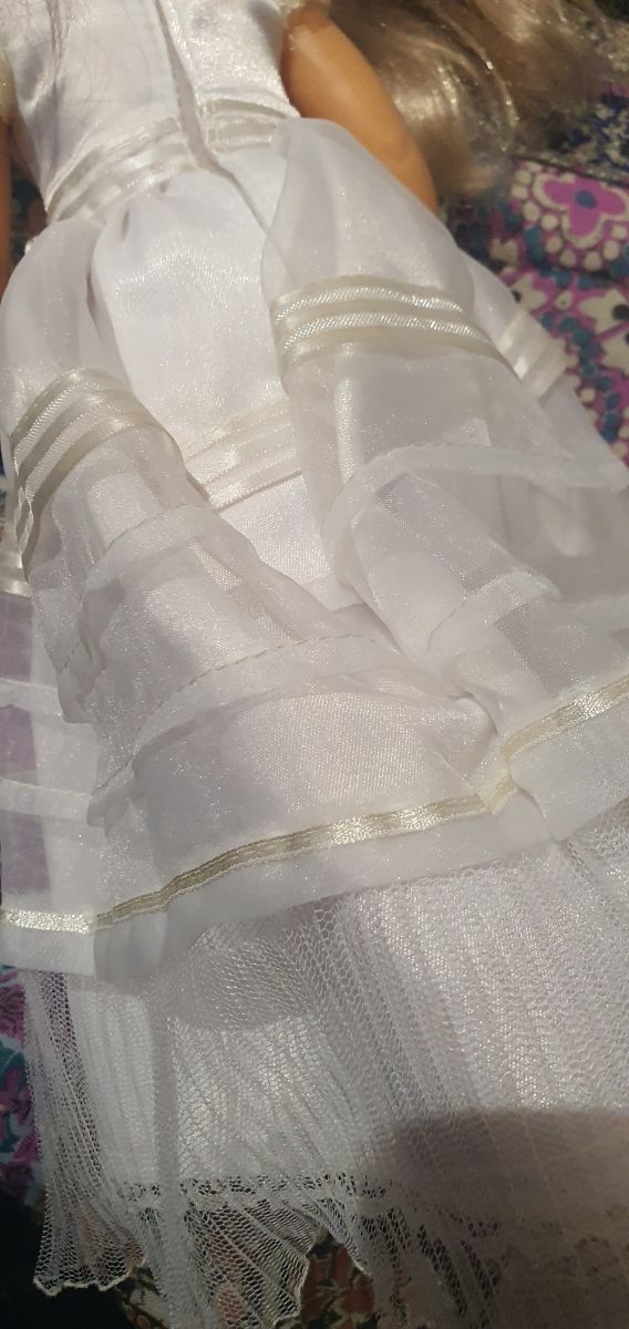 Bambola Nancy Communion: abito bianco