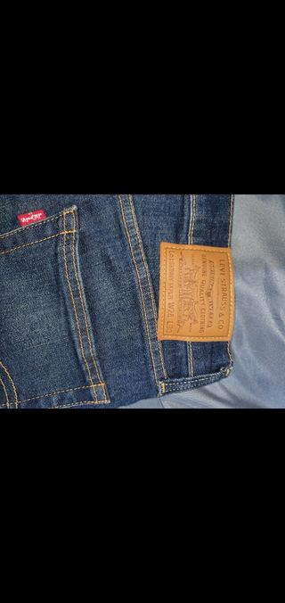 Levi's Vaqueros pitillo SKINNY TAPER 28×30