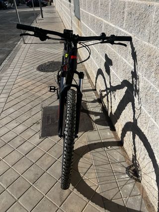 BH Atom 29 eléctrica