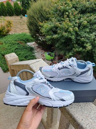 New Balance 530 Azul y Blanco