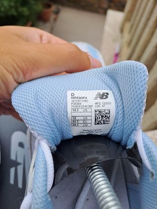 New Balance 530 Azul y Blanco