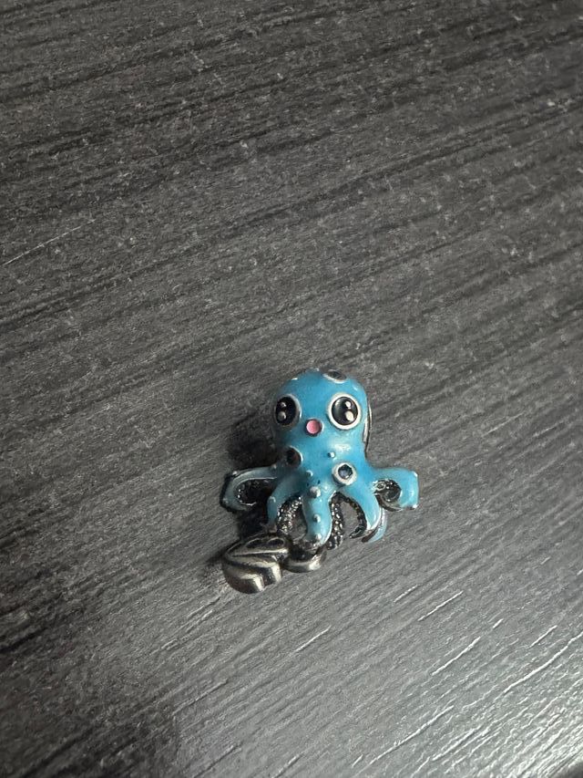 Charm plata s925 pulpo azul