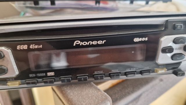 Radio Pioneer DEH-1500R 