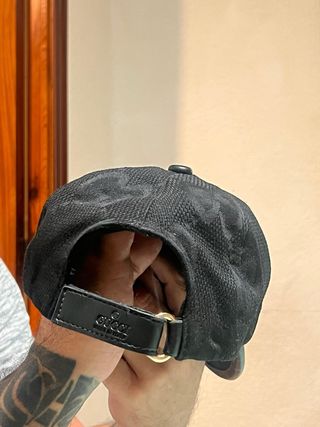 Gorra Gucci negra
