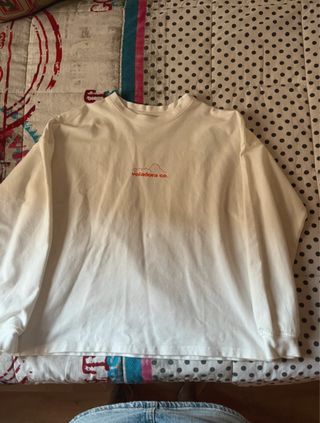 Sudadera blanca Voladora