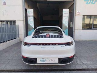 Porsche 911 Carrera 4S Coupe 331 kW (450 CV)