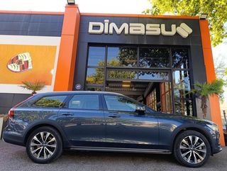 Volvo V90 Cross Country B4 D Ultimate AWD Auto 145 kW (197 CV)