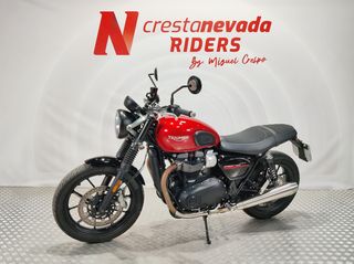 Triumph STREET TWIN