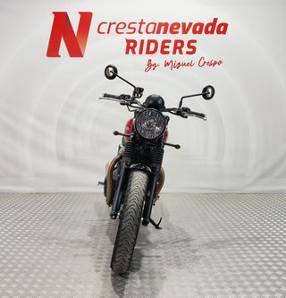 Triumph STREET TWIN