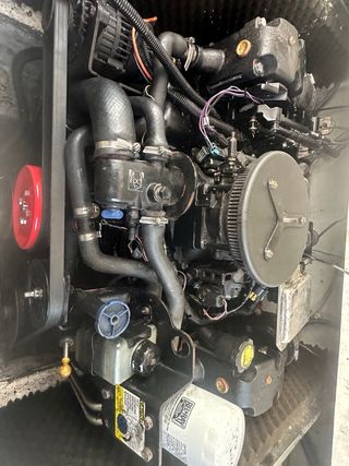 Barco 220cv mercruiser mpi