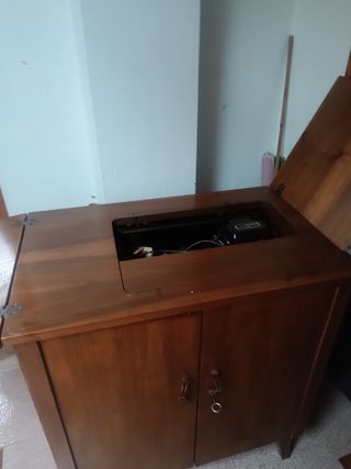 Máquina coser Singer antigua