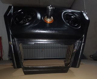 Mueble radio con airead.meche. Seat 124 sport 1.8