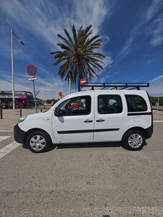 RENAULT Kangoo Combi Extrem Blue dCi 70 kW (95 CV)