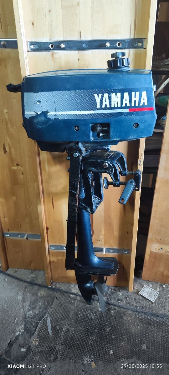 Motor fueraborda Yamaha 2cv FUNCIONANDO