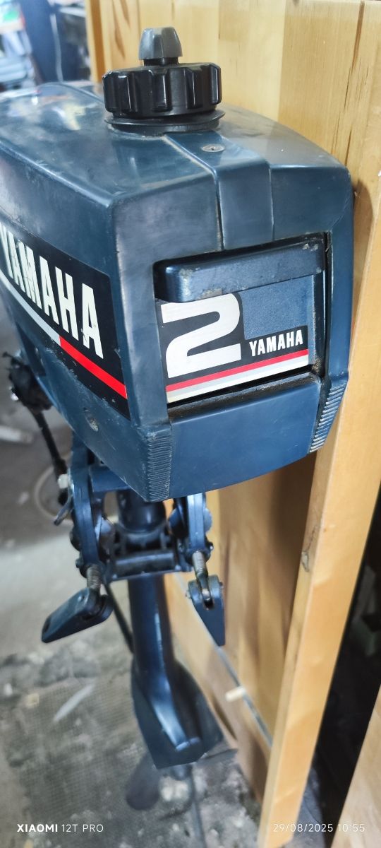 Motor fueraborda Yamaha 2cv FUNCIONANDO