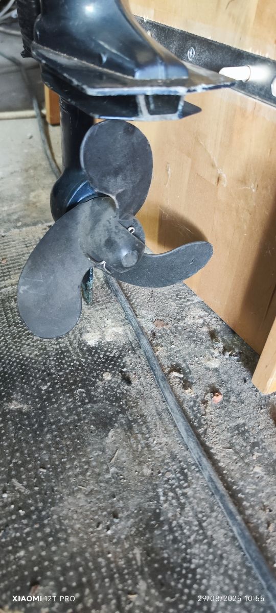 Motor fueraborda Yamaha 2cv FUNCIONANDO